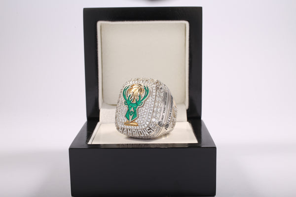 2021 Milwaukee Bucks Championship Ring - Ultra Premium Series