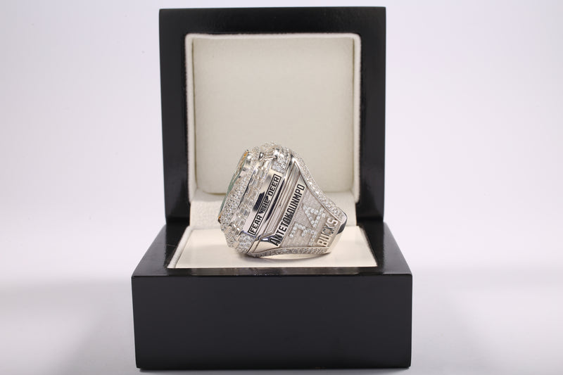 2021 Milwaukee Bucks Championship Ring - Ultra Premium Series