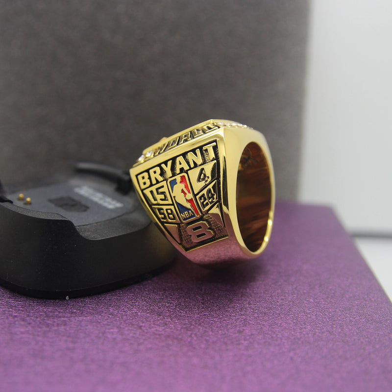 2002 Los Angeles Lakers Championship Ring - Premium Series